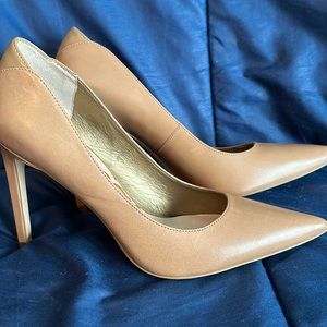 Sam Edelman Camel Leather Pump